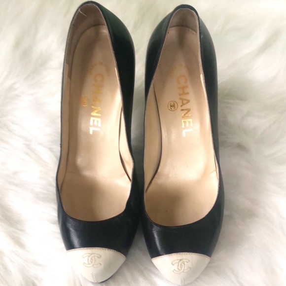 Chanel Heels Authentic / Size 36.5 - US 6.5 - Picture 4 of 14